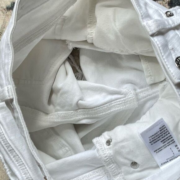 American Eagle white hi-rise shortie next level stretch jean shorts size 2 - Picture 7 of 8